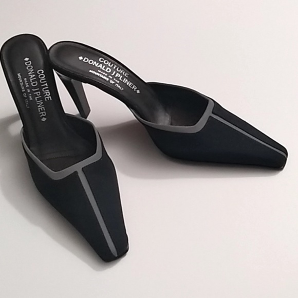 Donald J. Pliner Shoes - NWT Donald J Pliner Black & Silver Pumps 6M
